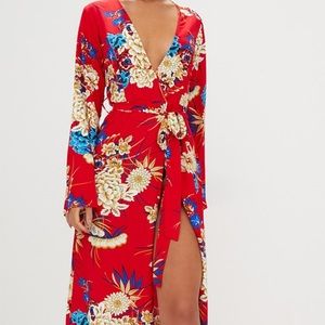 Pretty Little Thing - kimono maxi dress